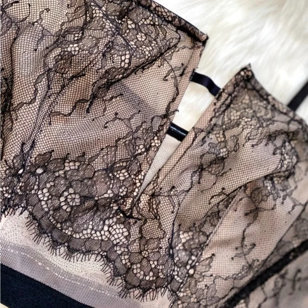 Victoria's Secret Lace‎ Lingerie